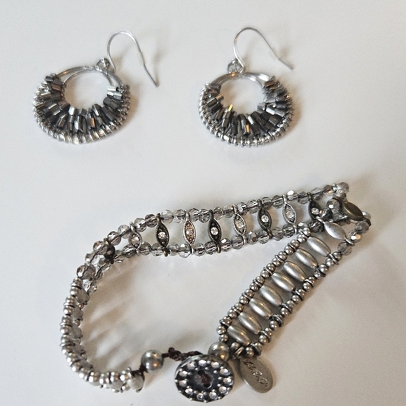 American Eagle Jewelry Set – Earrings & Bracelets – Silver, Gray, Navy Blue - Picture 1 of 10